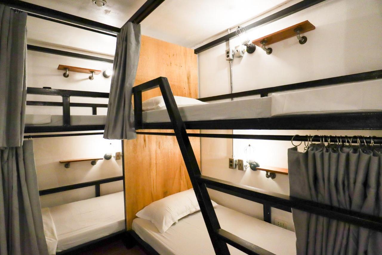 Ocean Breeze Hostel By Daily Sweet Моалбоал Екстериор снимка